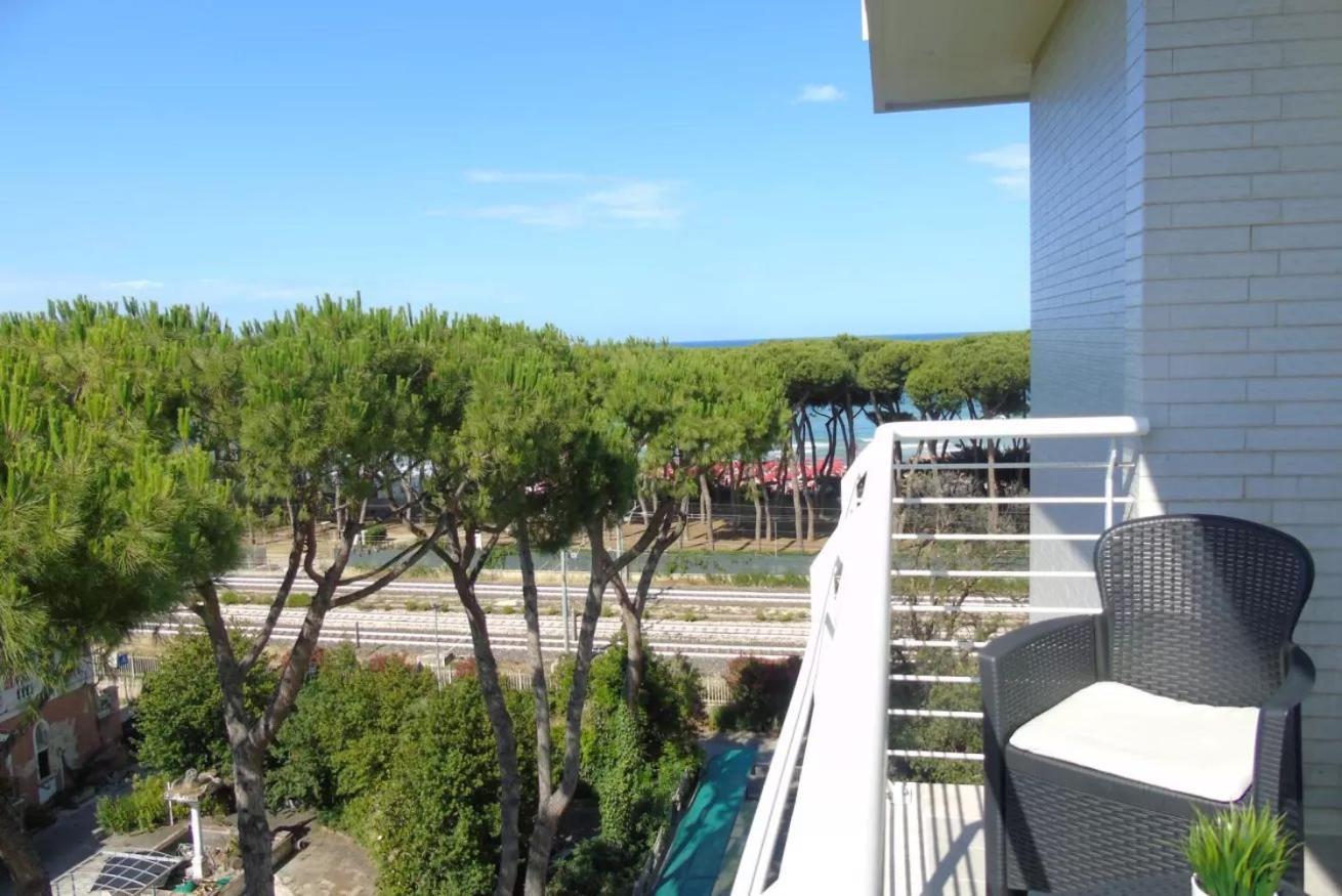 Homiday - Residence Prestige Pineto Extérieur photo